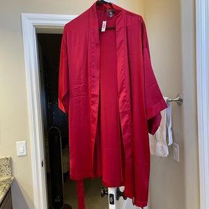 NEW Victoria Secrets Midi Robe